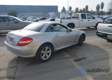2007 Mercedes-Benz Slk 280 from USA, damaged, VIN WDBWK54F57F156279